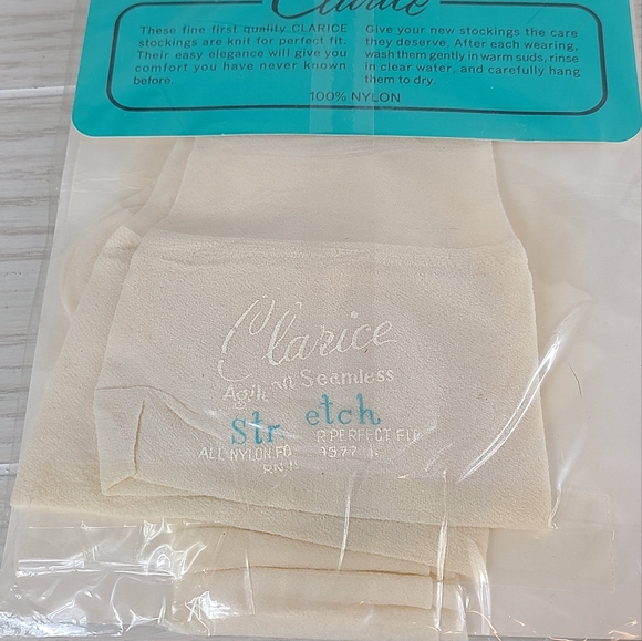 Vtg Clarice Off White Stockings Sheer 9-10 Hosiery Seamless Stretch Agilon NOS - Picture 3 of 4